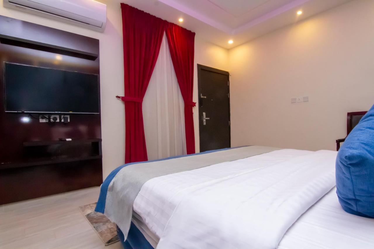 Aparthotel ال متعب سويتس الفلاح 1 Riad Exterior foto