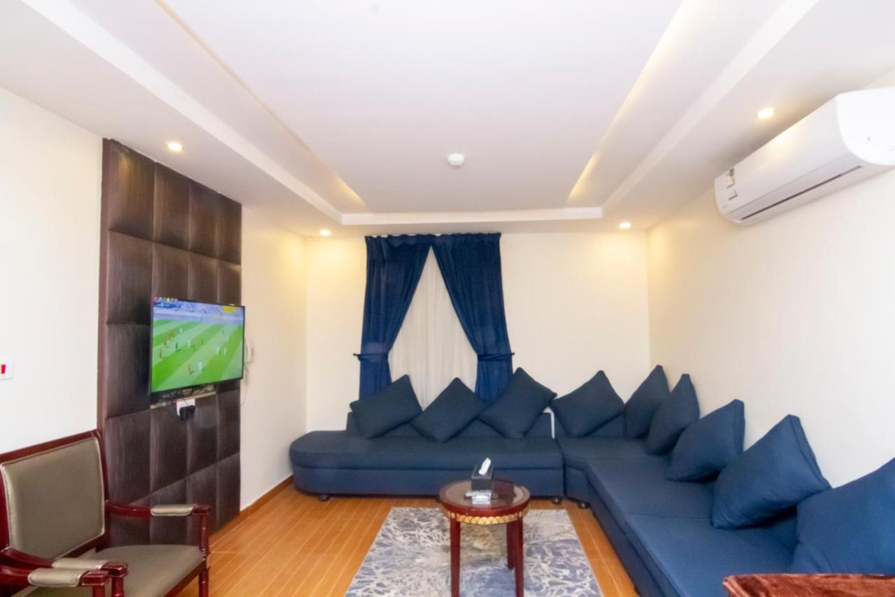Aparthotel ال متعب سويتس الفلاح 1 Riad Exterior foto